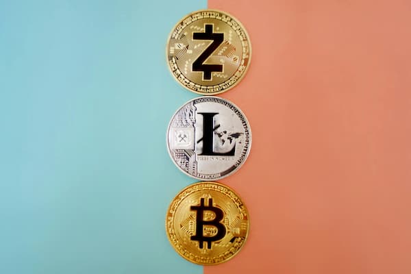 现货黄金风险大还是股票风险大